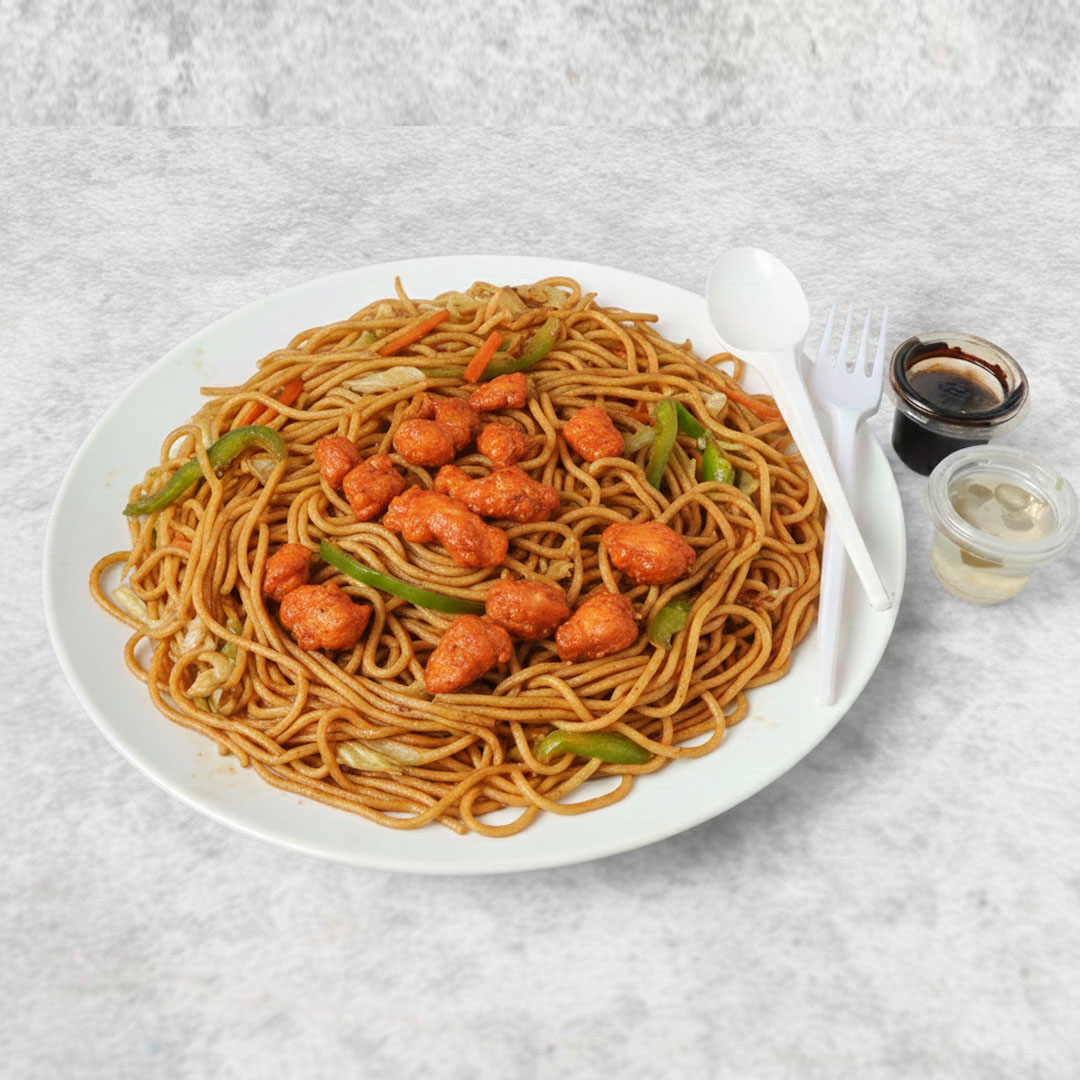 CHICKEN TRIPPLE SCHEZWAN NOODLES